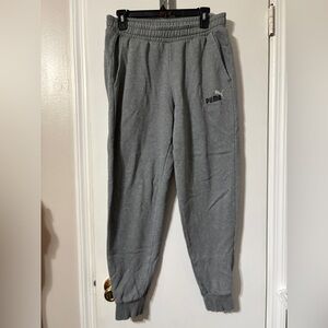 PUMA Essentials fleece sweatpants size large